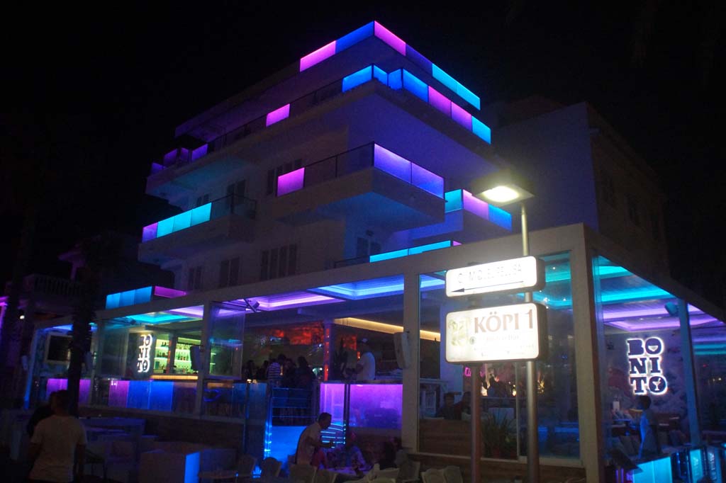 party bei ferrer in der bierstrasse (2)