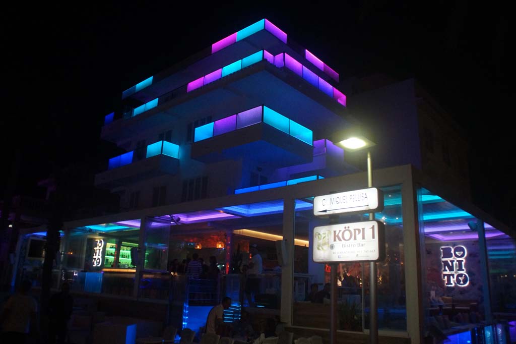 party bei ferrer in der bierstrasse (3)